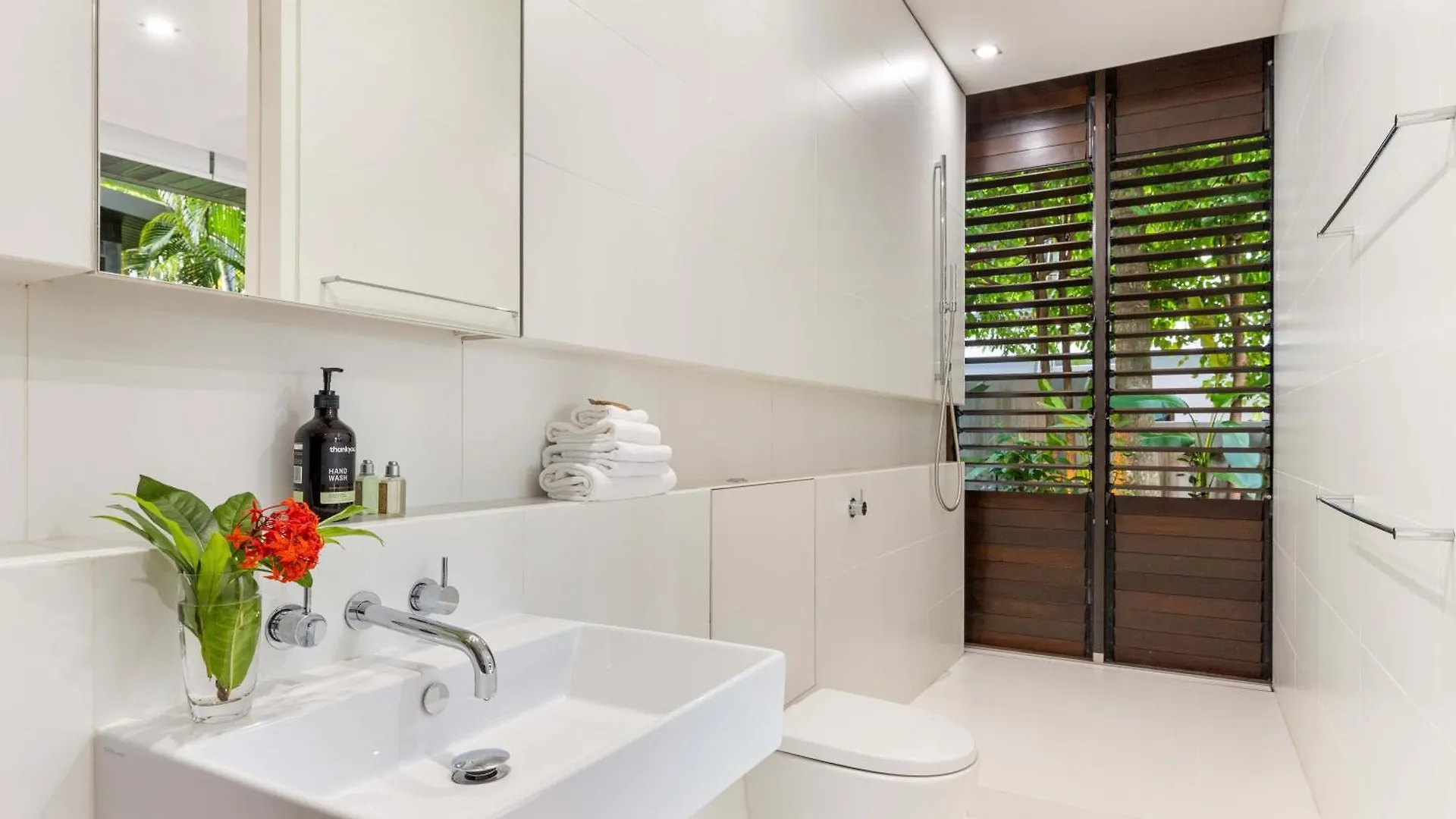 53B Murphy Street - Modern Luxury In Port Douglas Villa